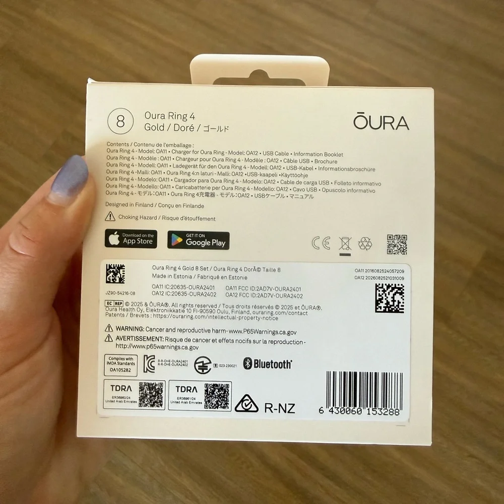 Oura Ring 4 Gold - Size 8